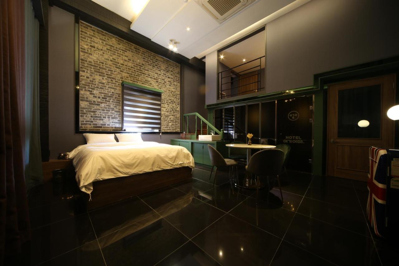 Hotel Yeogiatte Daegu Station Extérieur photo